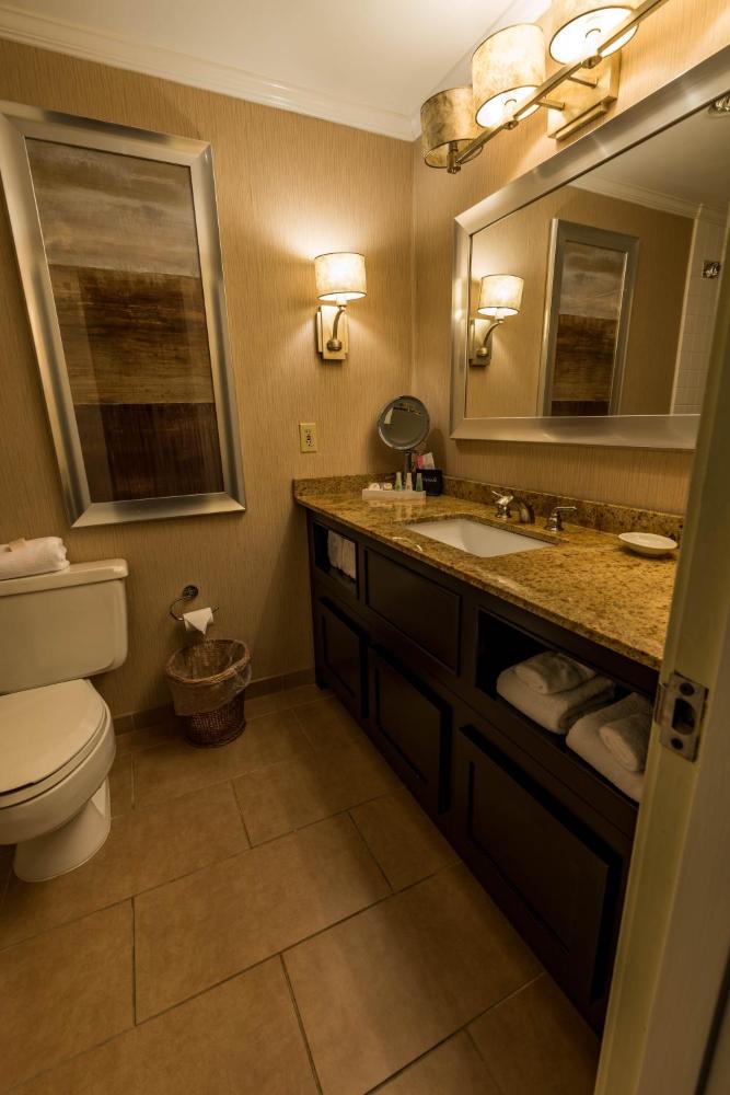 Double Room with Garden View interior